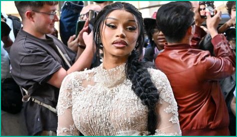 Cardi B GOES OFF On Offset ... After He's Spotted Out w/ MODEL!!