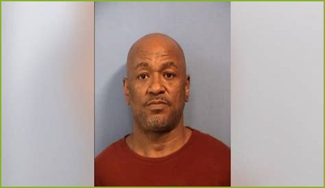 Chicago man charged with breaking into Hinsdale home